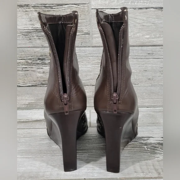 Retro (90's) Diba "Elko" Square-Toe Top-Stitch Wedge Heel Boots - Picture 12 of 15